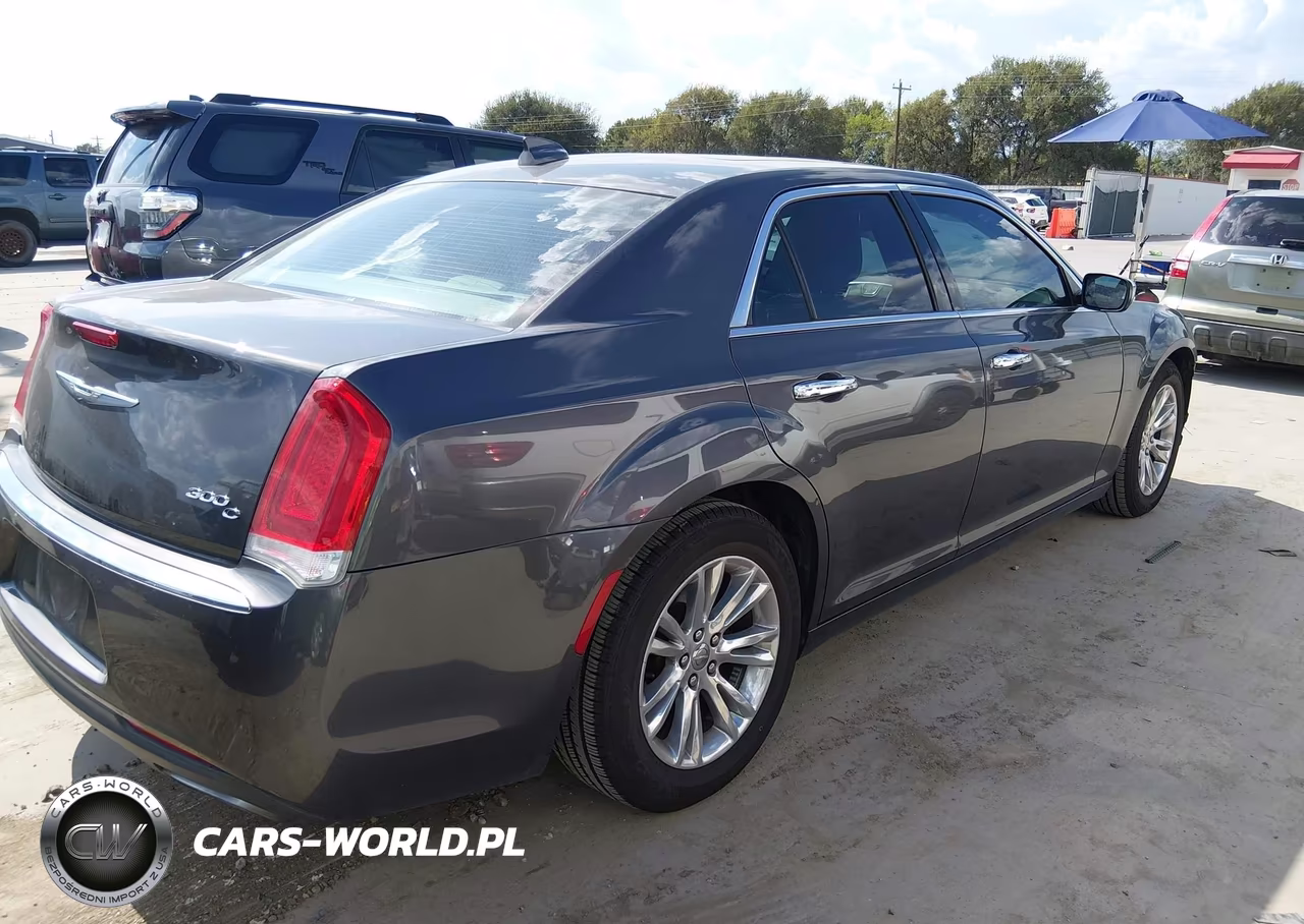 2016 Chrysler 300C VIN:2C3CCAEG5GH243359 - 4