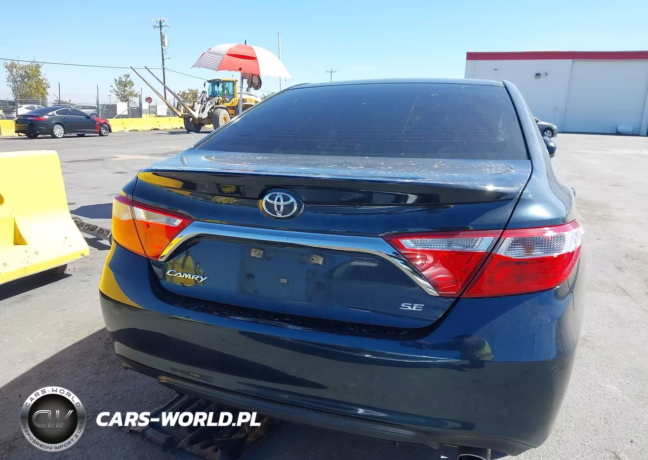 2017 Toyota Camry Se VIN:4T1BF1FK9HU417090 - 17