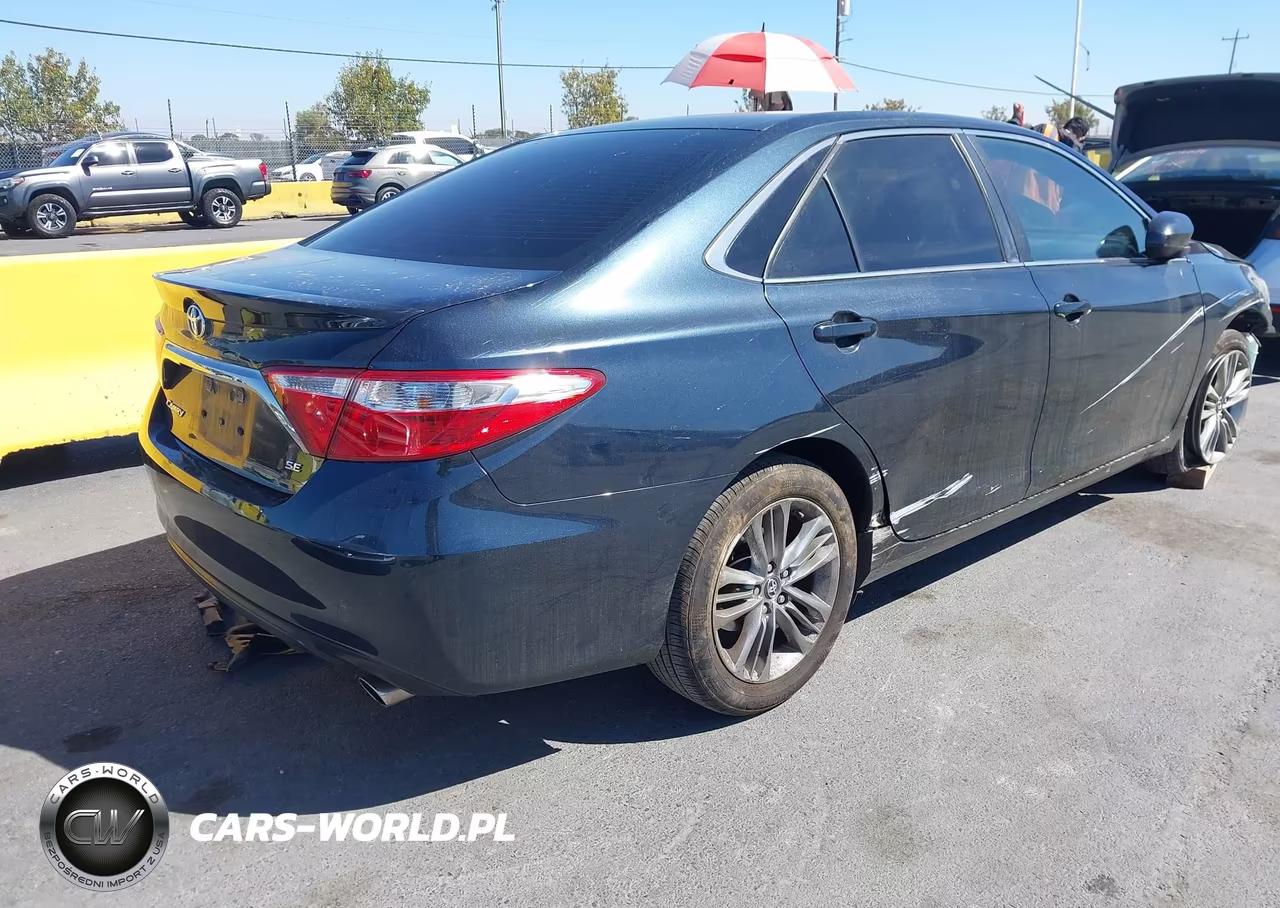 2017 Toyota Camry Se VIN:4T1BF1FK9HU417090 - 4
