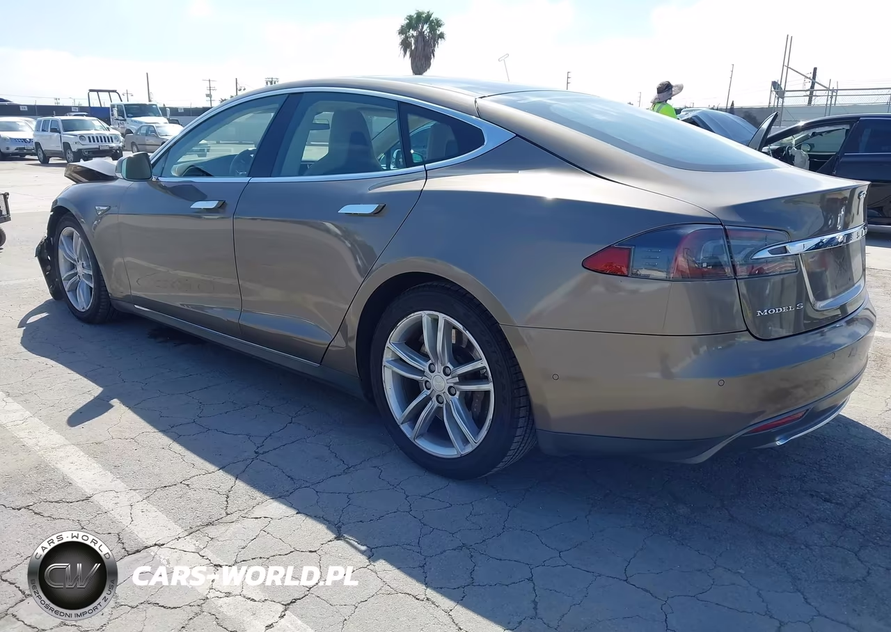 2015 Tesla Model S 70D-85D-P85D VIN:5YJSA1H2XFF098756 - 3