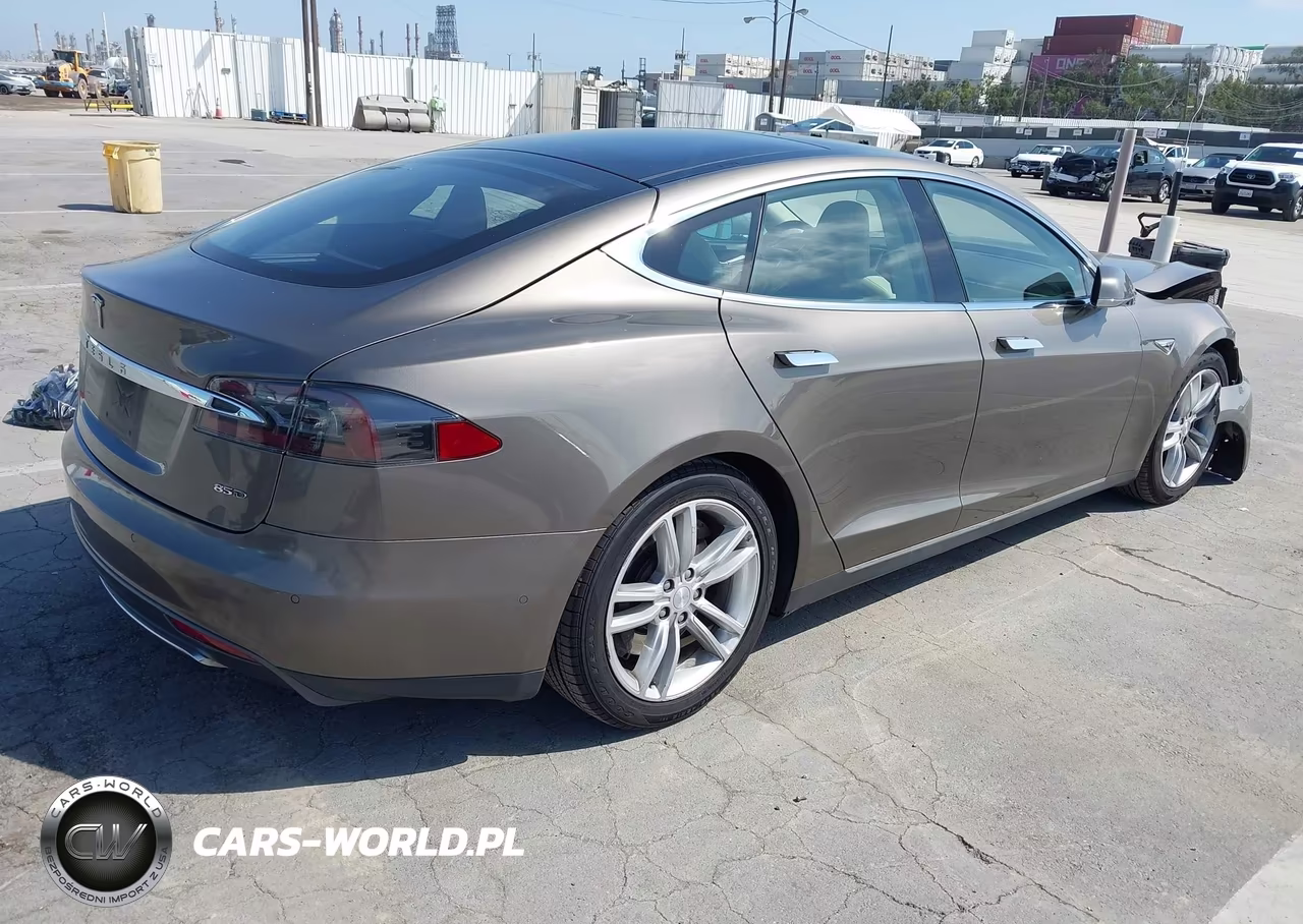 2015 Tesla Model S 70D-85D-P85D VIN:5YJSA1H2XFF098756 - 4