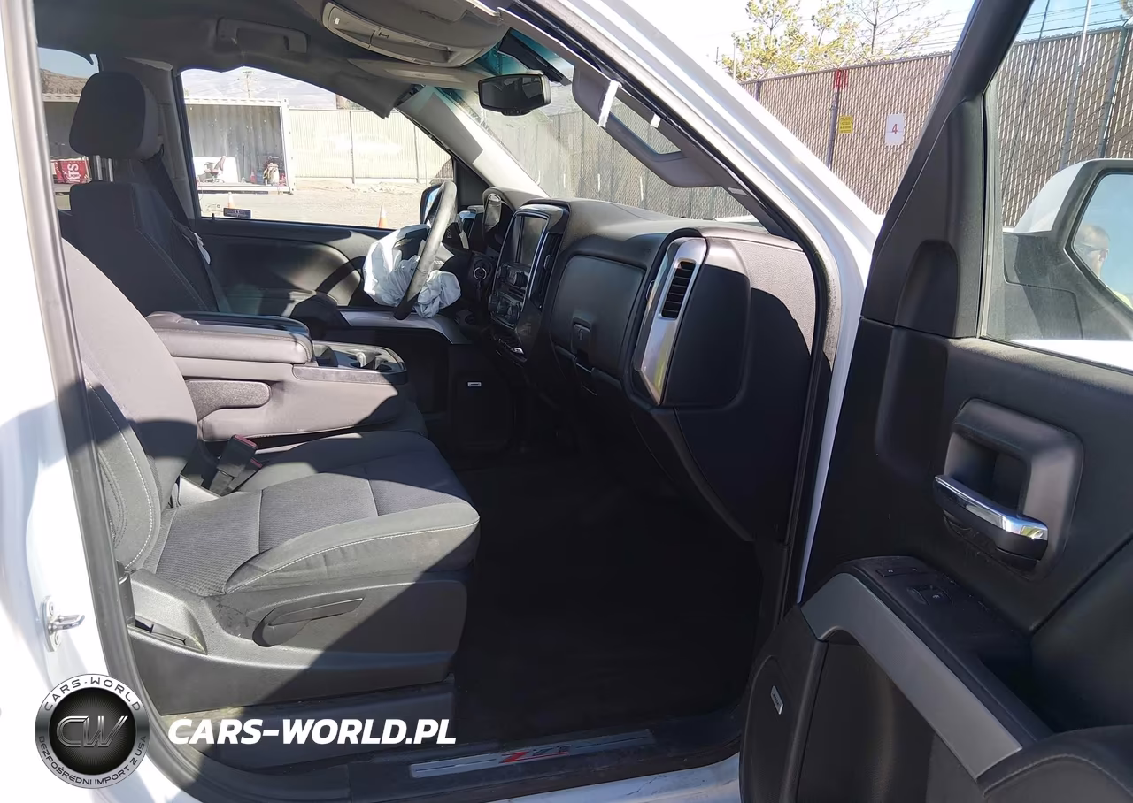 2018 Chevrolet Silverado 1500 2Lt VIN:3GCUKRECXJG110568 - 5
