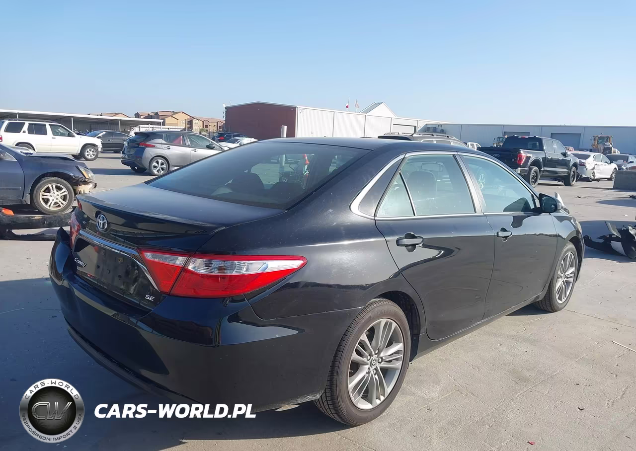 2015 Toyota Camry Se VIN:4T1BF1FK4FU098260 - 4