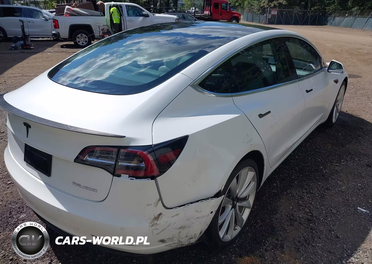 2019 Tesla Model 3 Long Range-Performance VIN:5YJ3E1EB7KF368128 - 4