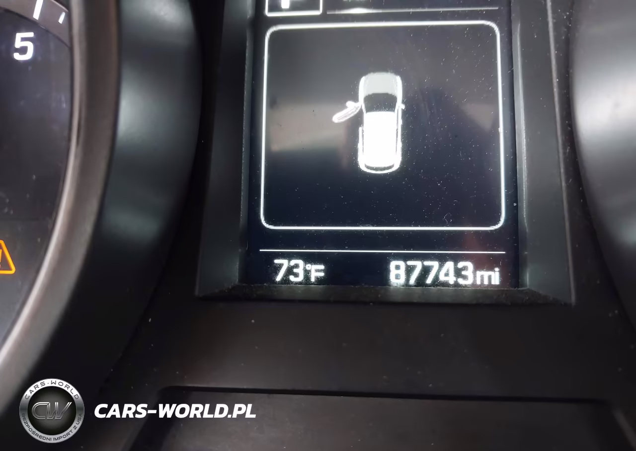 2018 Hyundai Santa Fe Sport 2.4L VIN:5XYZU3LB0JG543726 - 15
