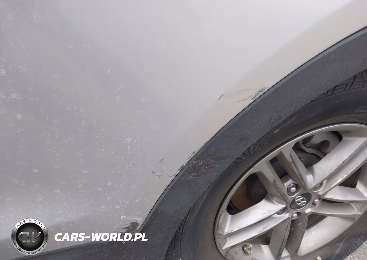 2018 Hyundai Santa Fe Sport 2.4L VIN:5XYZU3LB0JG543726 - 17