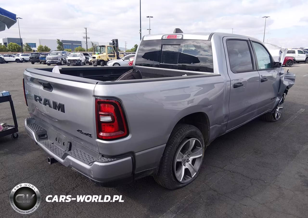 2025 Ram 1500 Tradesman VIN:1C6RRFGG0SN554607 - 4