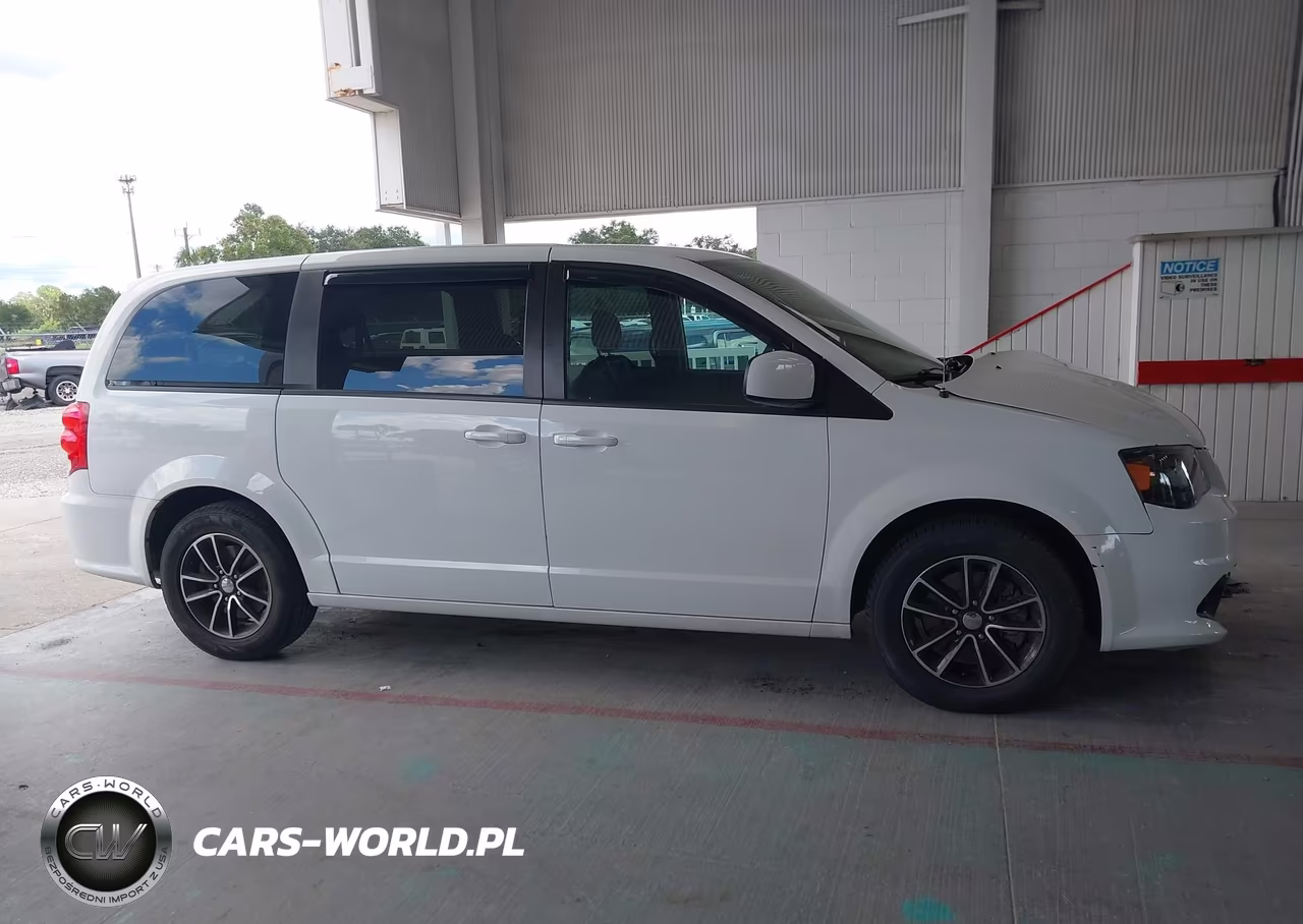 2019 Dodge Grand Caravan Sxt VIN:2C4RDGCG4KR504590 - 13