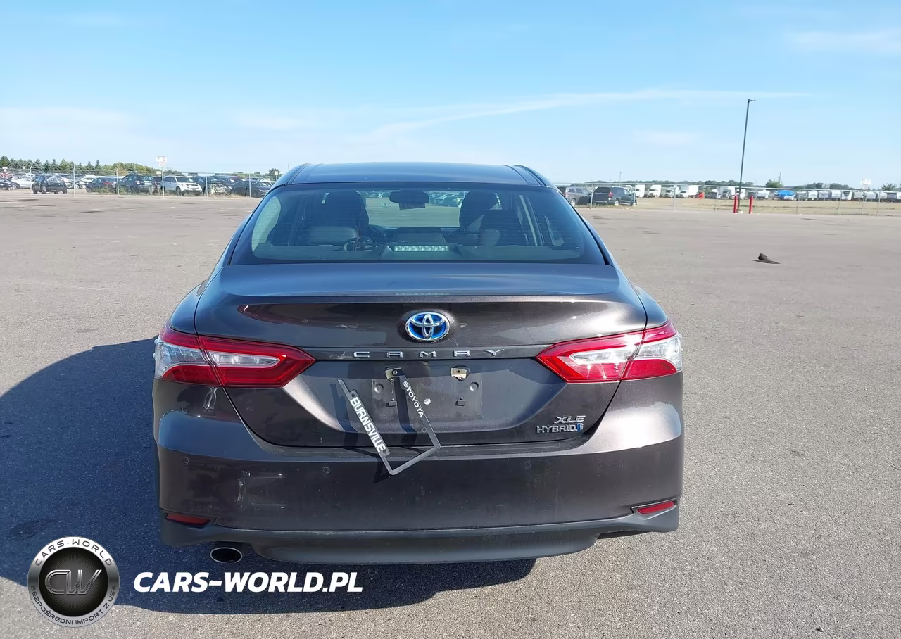 2018 Toyota Camry Hybrid Xle VIN:4T1B21HK7JU509555 - 17