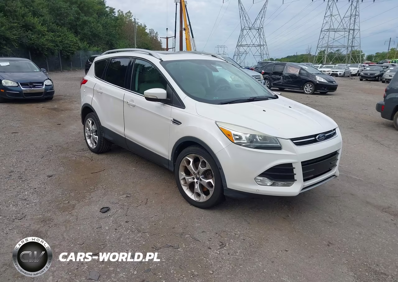 2014 Ford Escape Titanium – zdjęcie 1 z 11