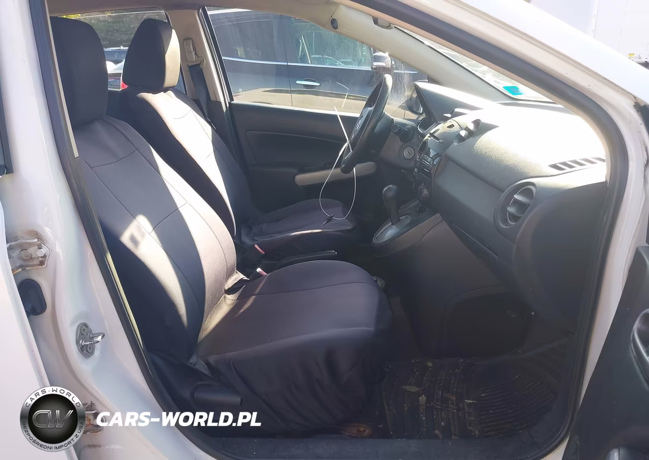 2012 Mazda Mazda2 Sport VIN:JM1DE1KZ4C0133370 - 5