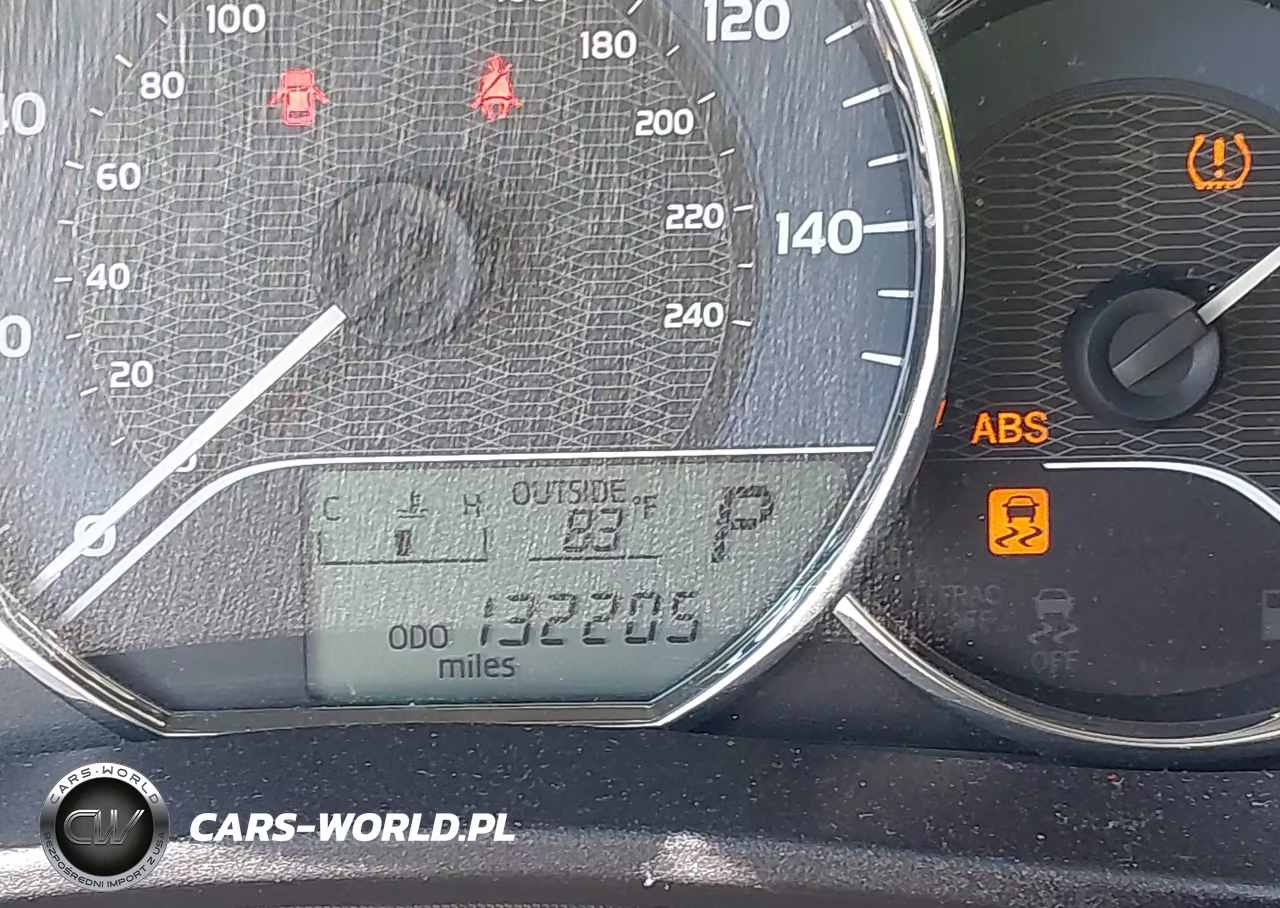 2015 Toyota Corolla Le VIN:2T1BURHE5FC348117 - 16