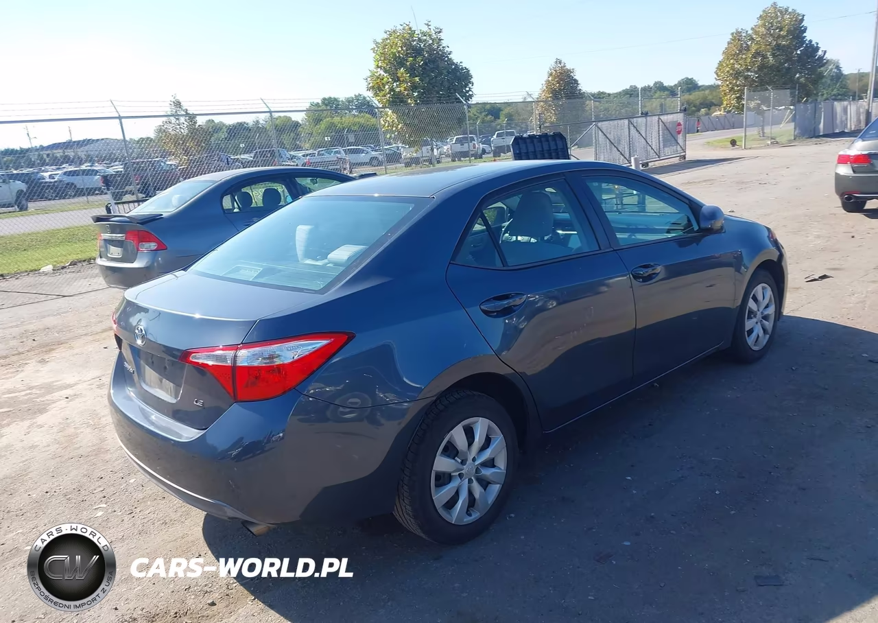 2015 Toyota Corolla Le VIN:2T1BURHE5FC348117 - 4