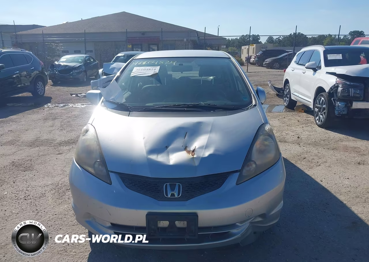 2013 Honda Fit VIN:JHMGE8H36DC052801 - 12