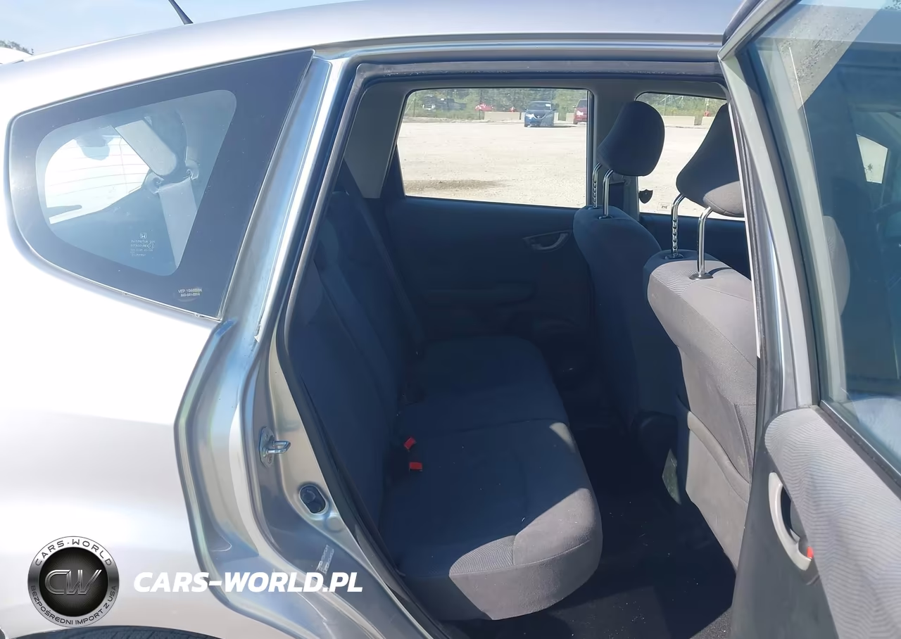 2013 Honda Fit VIN:JHMGE8H36DC052801 - 8
