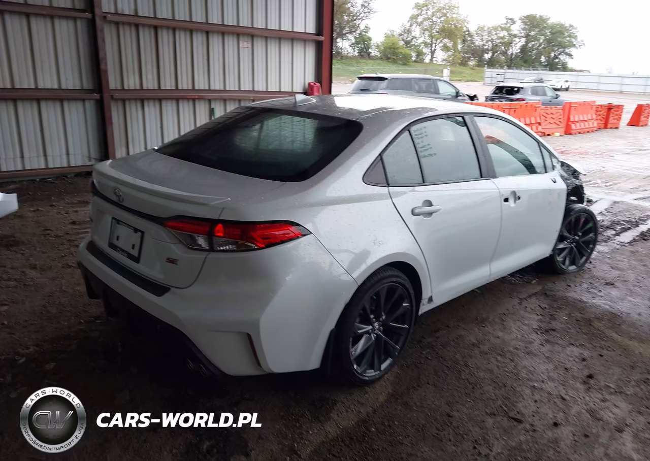 2026 Toyota Corolla Se VIN:5YFP4MCE3TP253065 - 4