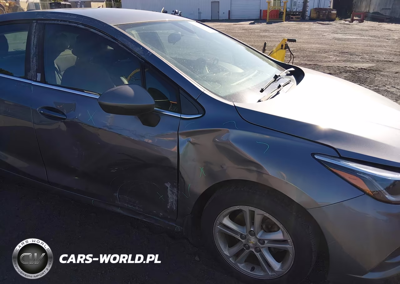 2018 Chevrolet Cruze Lt Auto VIN:1G1BE5SM6J7221157 - 6