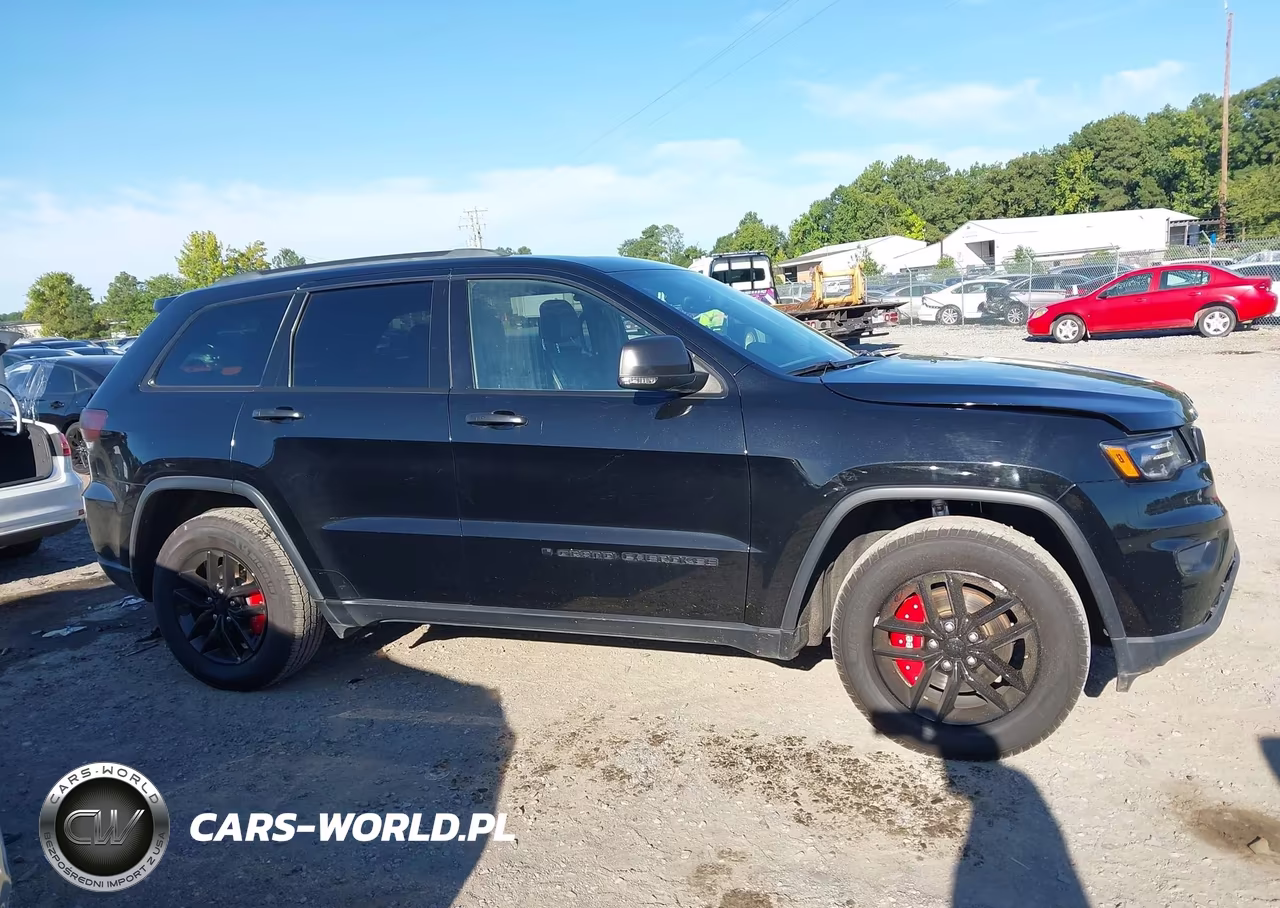 2018 Jeep Grand Cherokee Limited 4X2 VIN:1C4RJEBG2JC182456 - 13