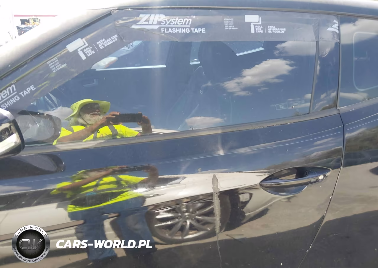 2014 Hyundai Veloster Turbo W-Black VIN:KMHTC6AE3EU198084 - 14