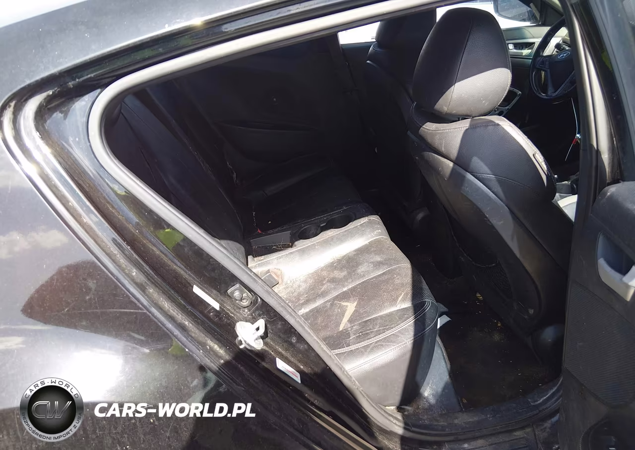 2014 Hyundai Veloster Turbo W-Black VIN:KMHTC6AE3EU198084 - 8