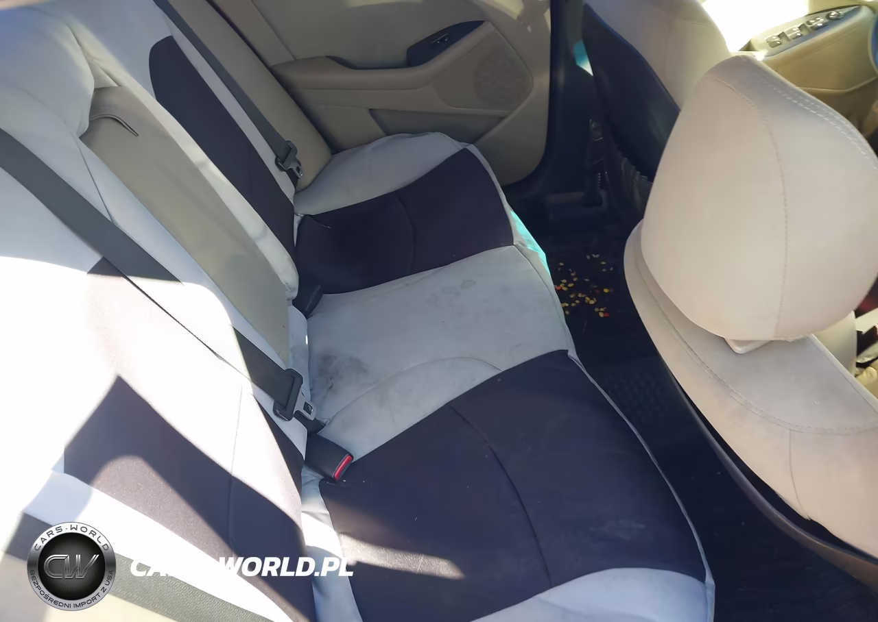 2013 Kia Optima Lx VIN:5XXGM4A72DG123499 - 8