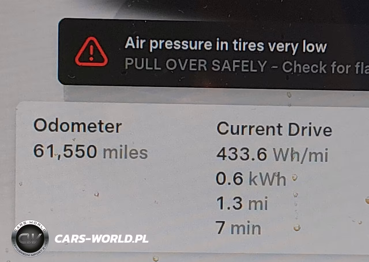 2024 Tesla Model Y Long Range Dual Motor All-Wheel Drive VIN:7SAYGAEE5RF066067 - 14