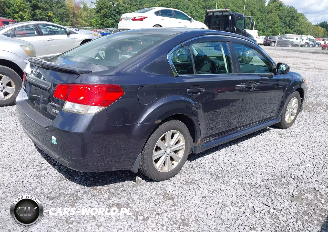 2012 Subaru Legacy 2.5I Premium VIN:4S3BMBG68C3014296 - 4