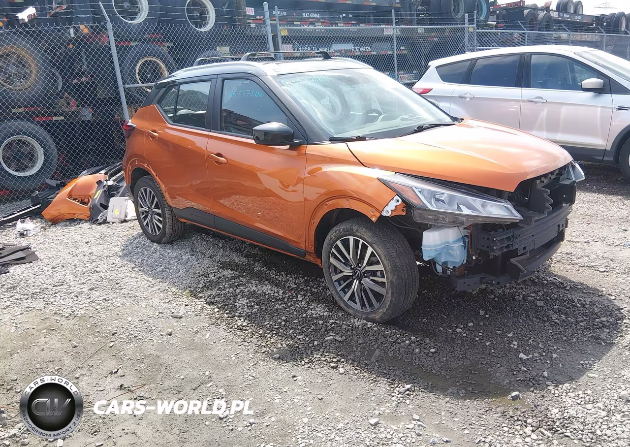 2024 Nissan Kicks Sv Xtronic Cvt