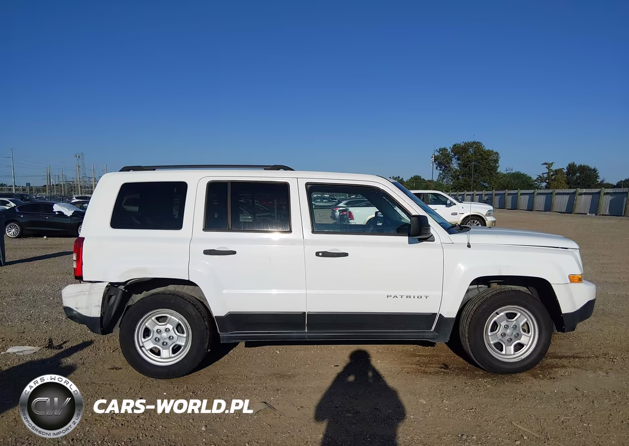2016 Jeep Patriot Sport VIN:1C4NJPBB8GD776986 - 13
