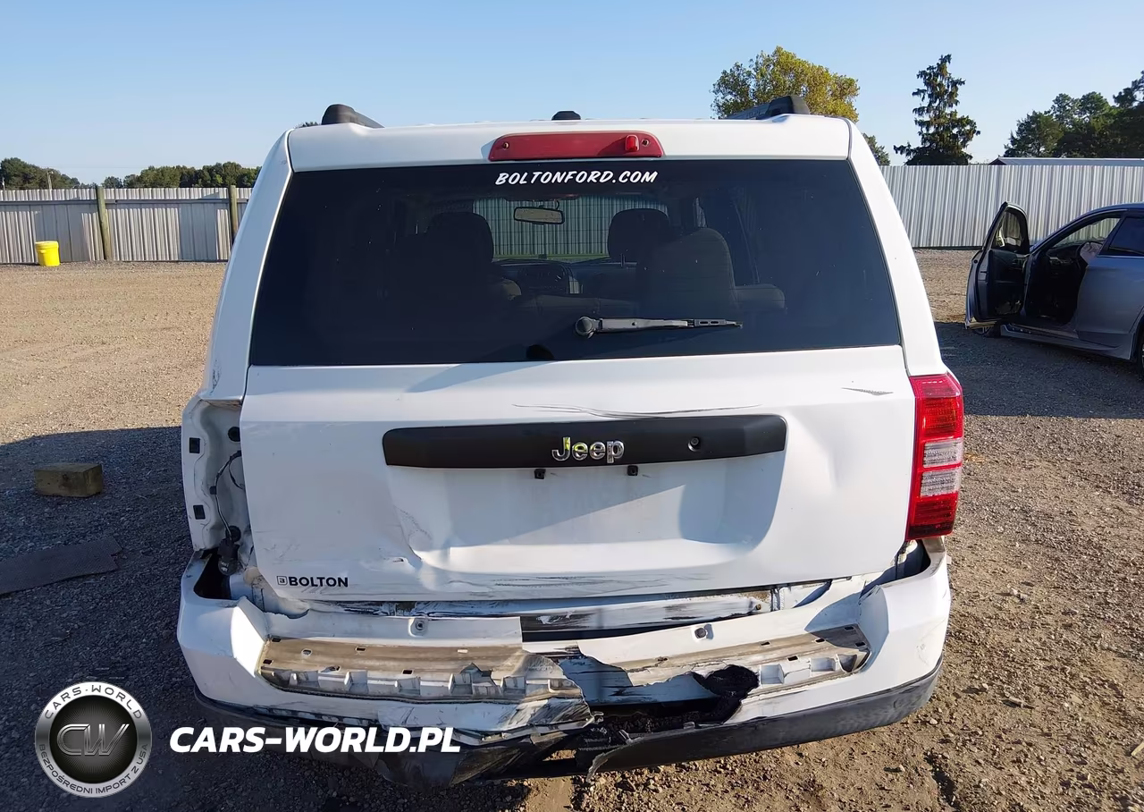 2016 Jeep Patriot Sport VIN:1C4NJPBB8GD776986 - 16