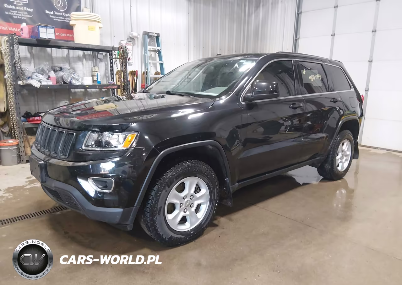 2015 Jeep Grand Cherokee Laredo VIN:1C4RJFAG5FC675028 - 2