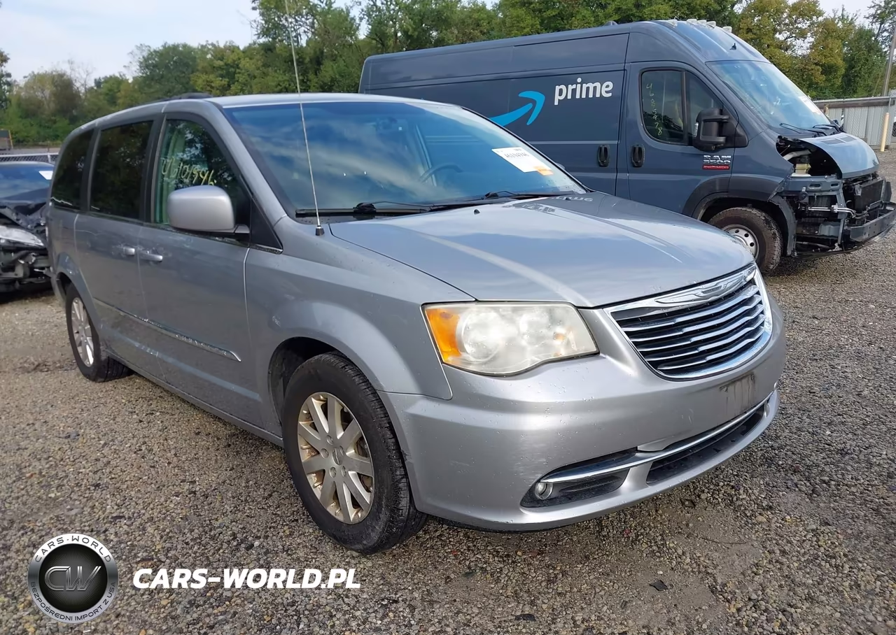 2013 Chrysler Town & Country Touring