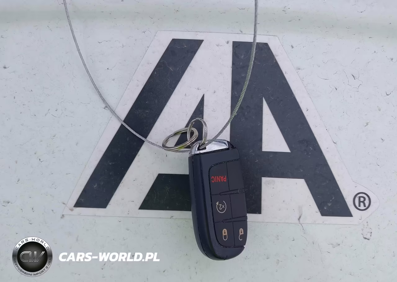 2025 Jeep Compass Latitude 4X4 VIN:3C4NJDBN9ST609046 - 11