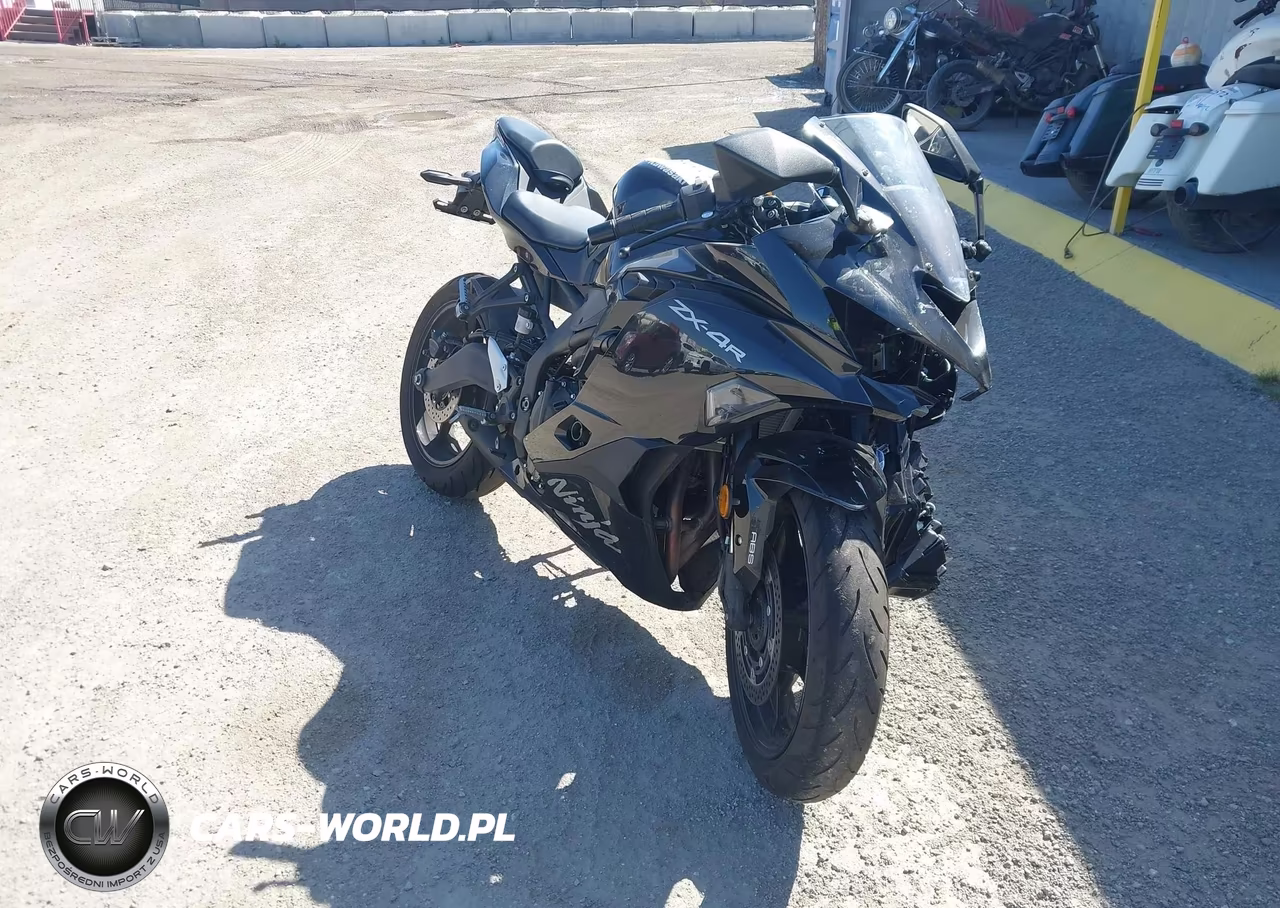2025 Kawasaki Zx400 P
