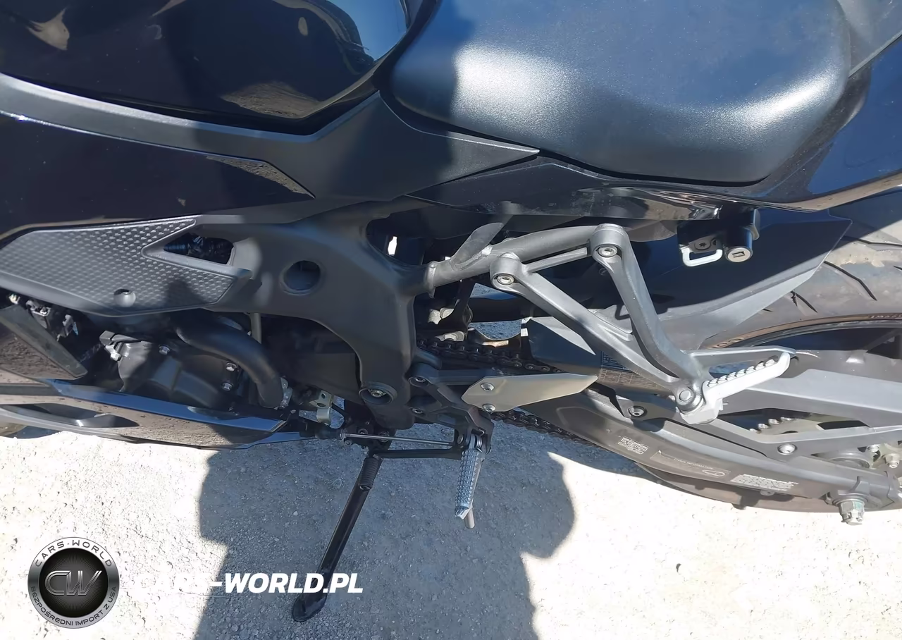 2025 Kawasaki Zx400 P VIN:ML5ZXCP19SDA38774 - 9