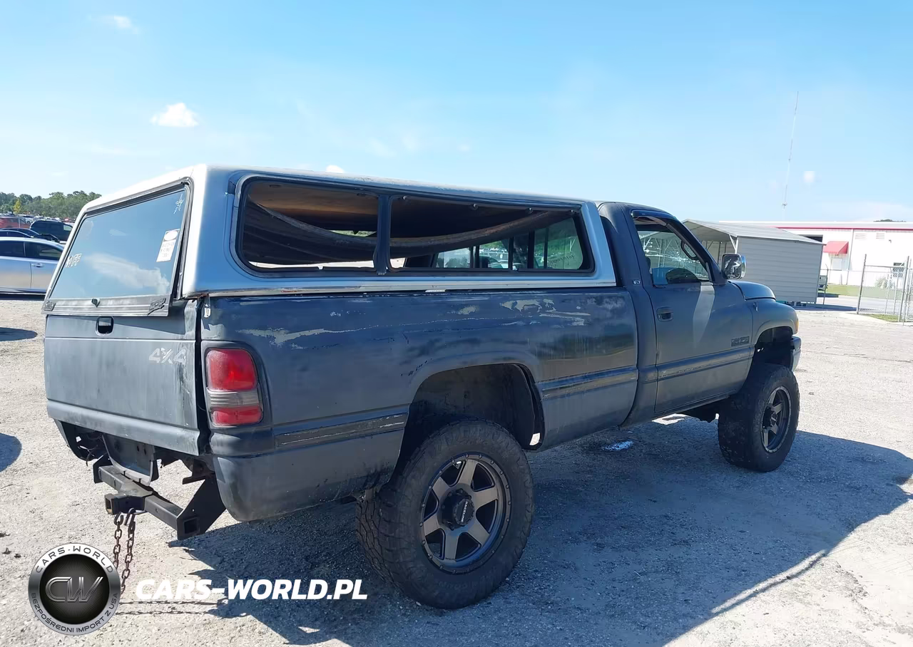 1994 Dodge Ram 2500 VIN:1B7KF26C4RS666476 - 4
