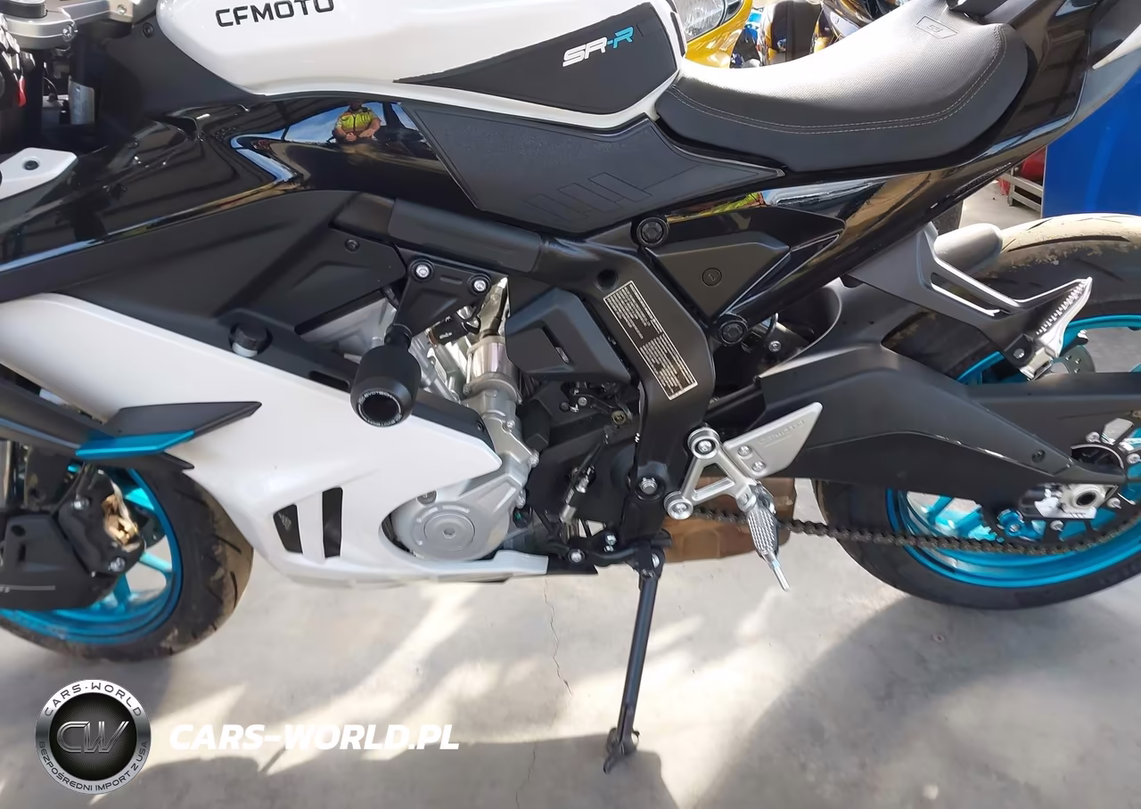 2025 Cf Moto 675Ss VIN:LCEPEVLP3S6000483 - 9