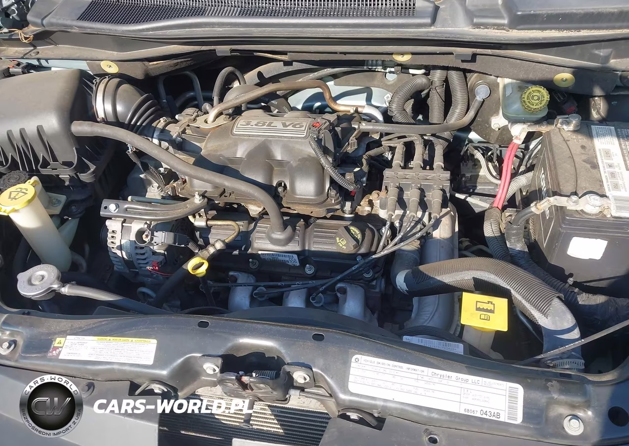 2010 Volkswagen Routan S VIN:2V4RW4D10AR209171 - 17