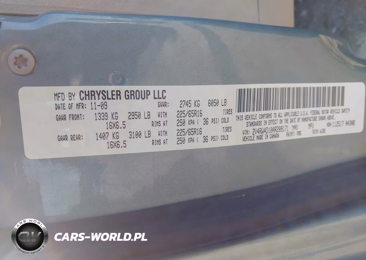 2010 Volkswagen Routan S VIN:2V4RW4D10AR209171 - 9