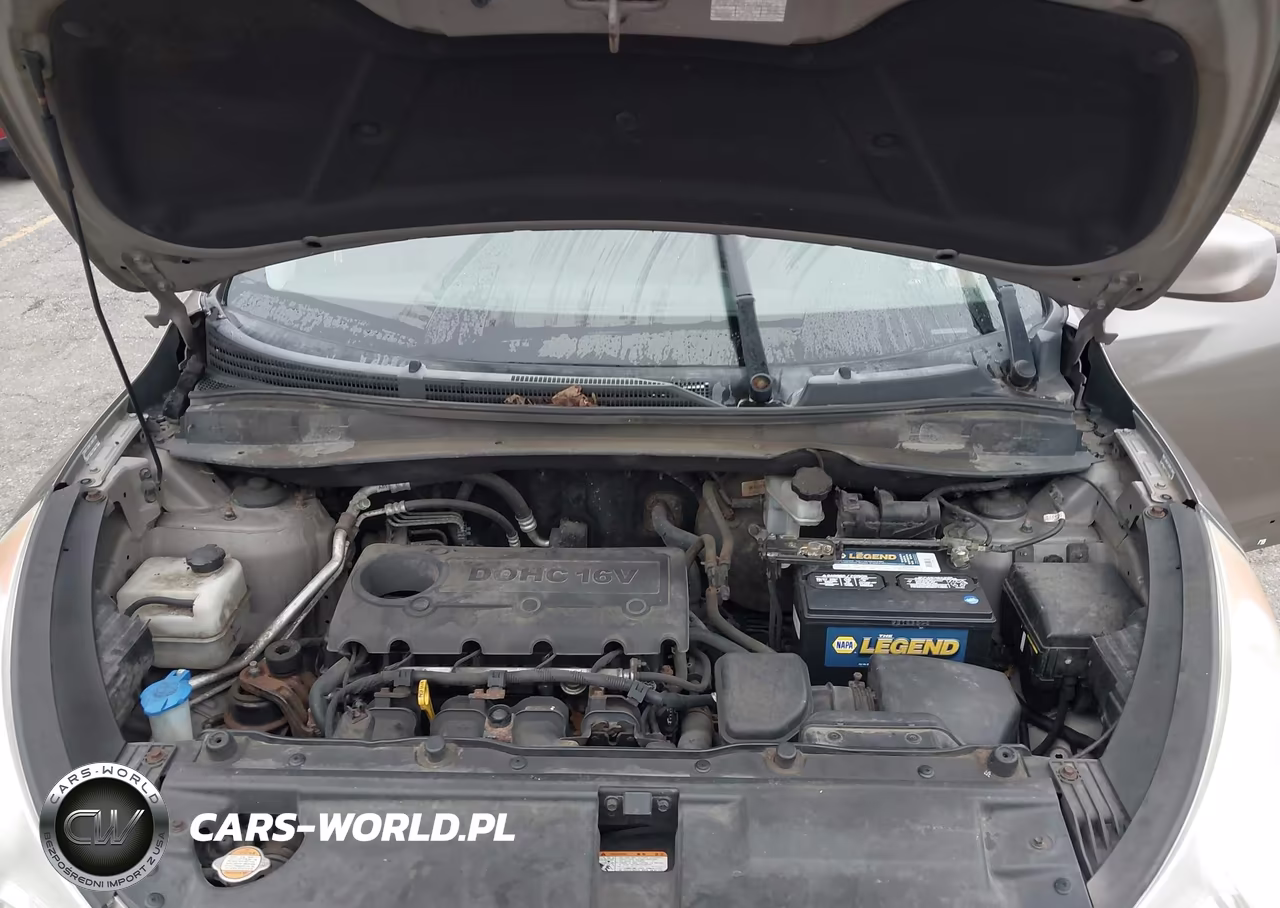 2010 Hyundai Tucson Gls VIN:KM8JU3ACXAU111079 - 10