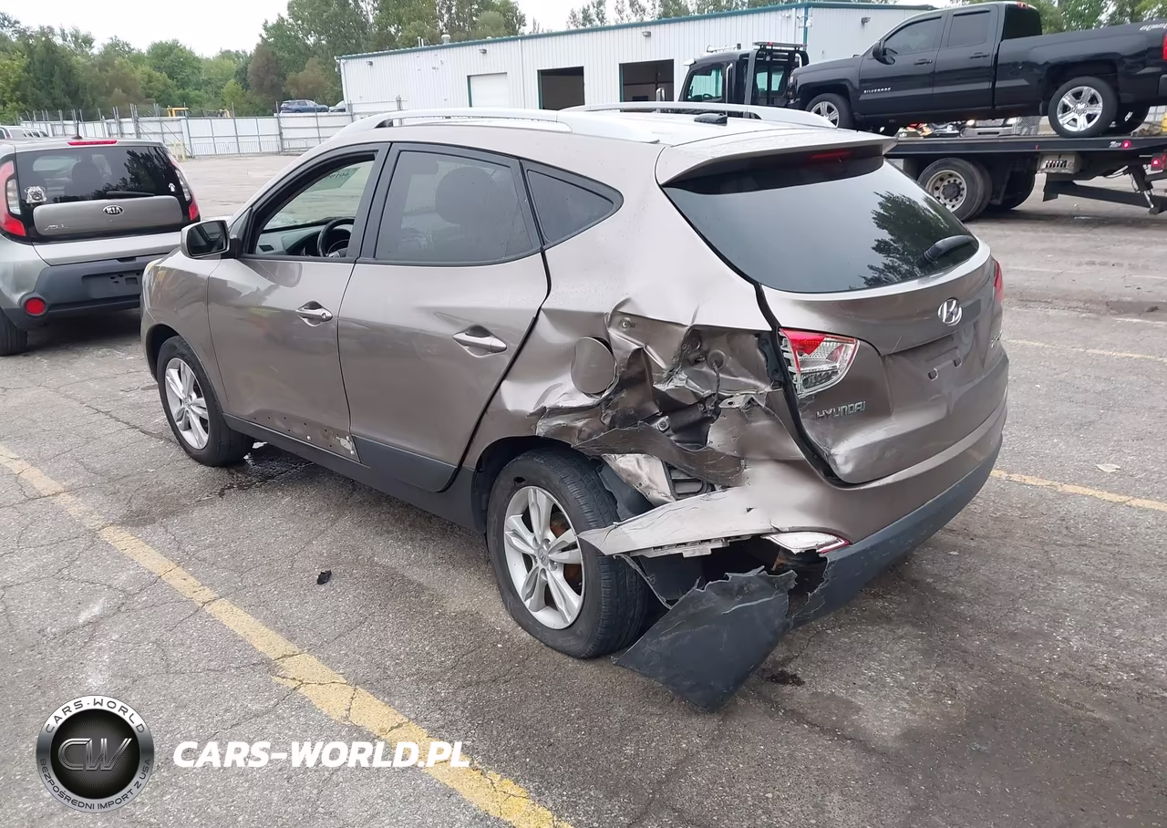 2010 Hyundai Tucson Gls VIN:KM8JU3ACXAU111079 - 3