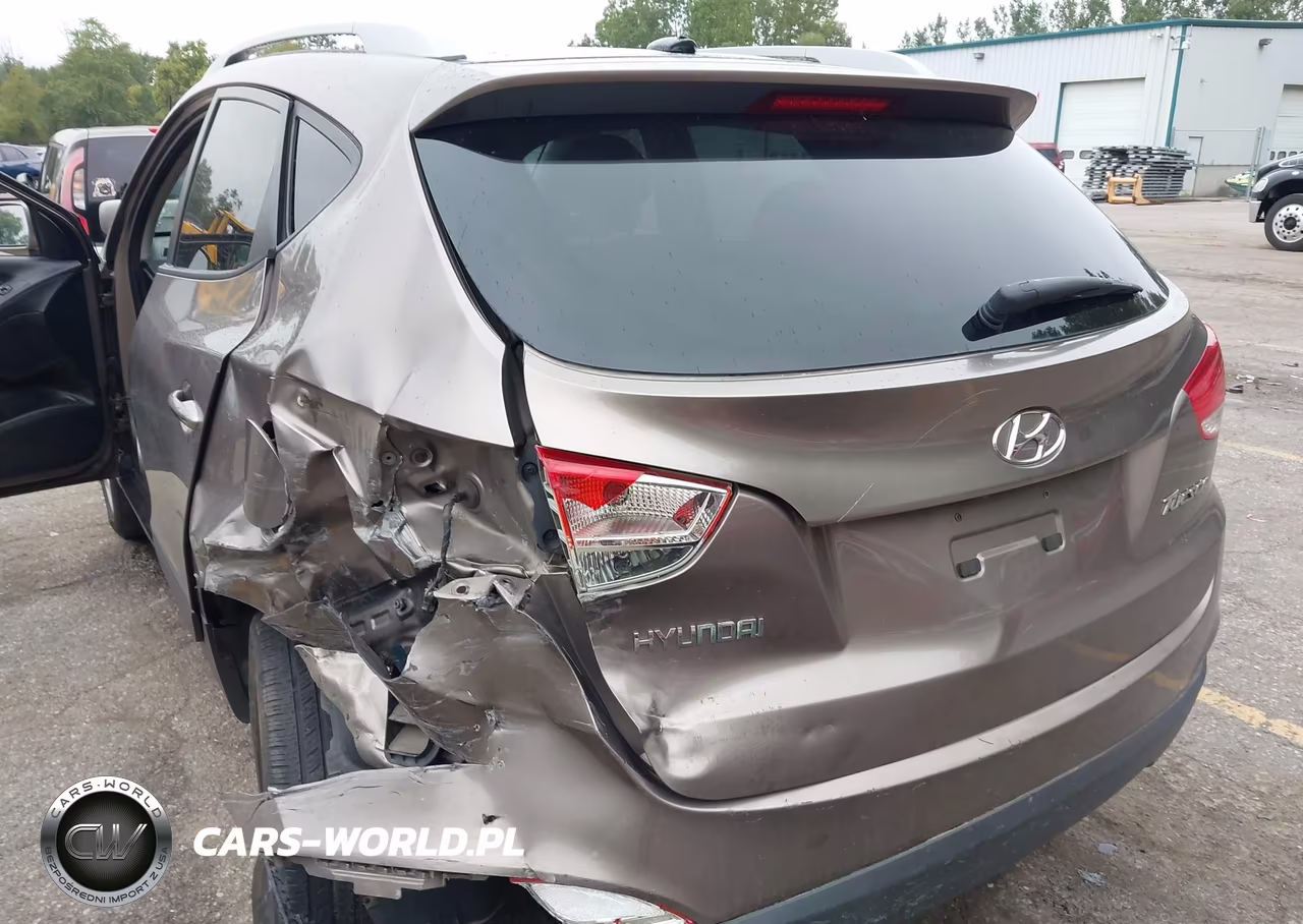 2010 Hyundai Tucson Gls VIN:KM8JU3ACXAU111079 - 6