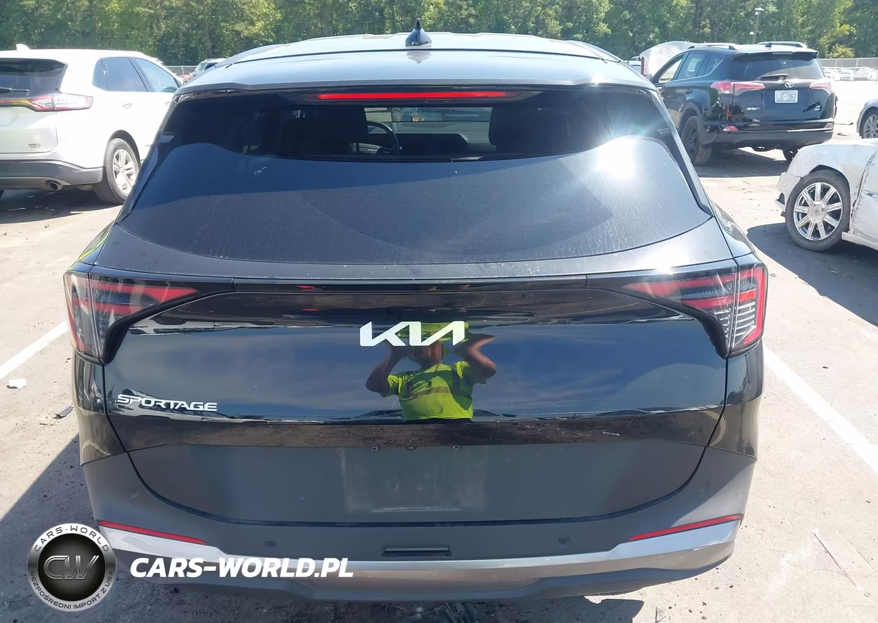 2026 Kia Sportage Lx VIN:5XYK23DF5TG405210 - 17