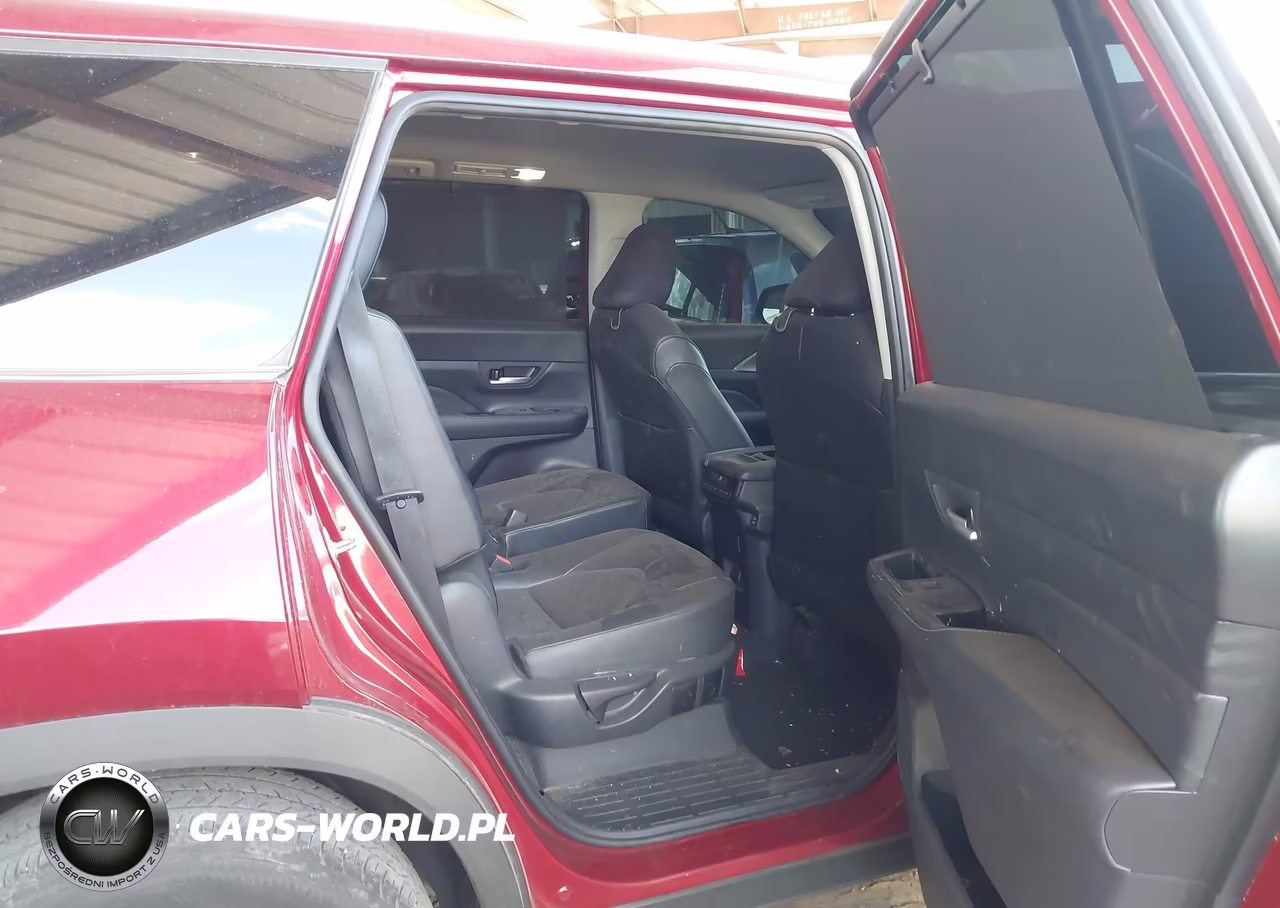 2024 Toyota Grand Highlander Xle VIN:5TDAAAB53RS063264 - 8