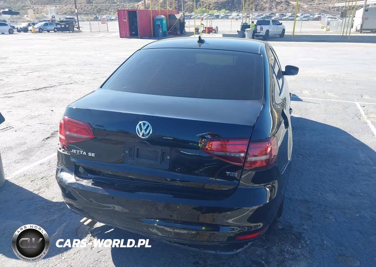 2018 Volkswagen Jetta 1.4T Se-1.4T Wolfsburg Edition VIN:3VWDB7AJ0JM260776 - 4