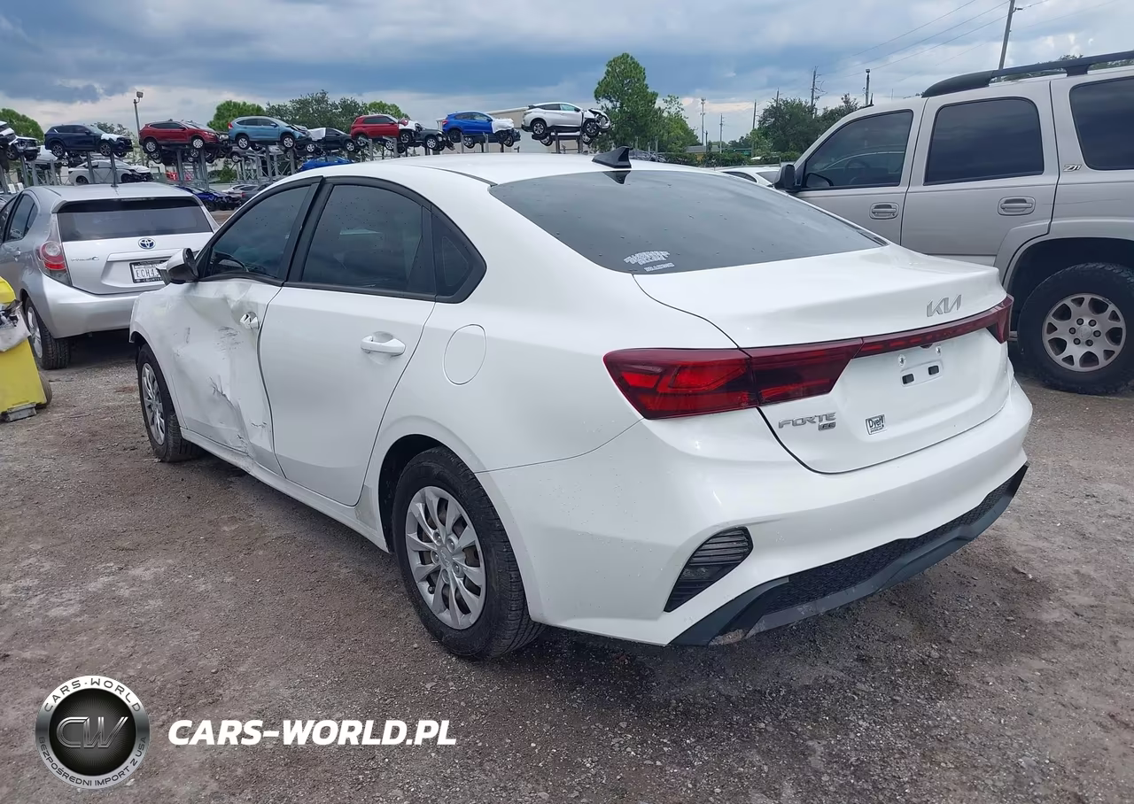 2023 Kia Forte Lx VIN:3KPF24AD6PE631107 - 3