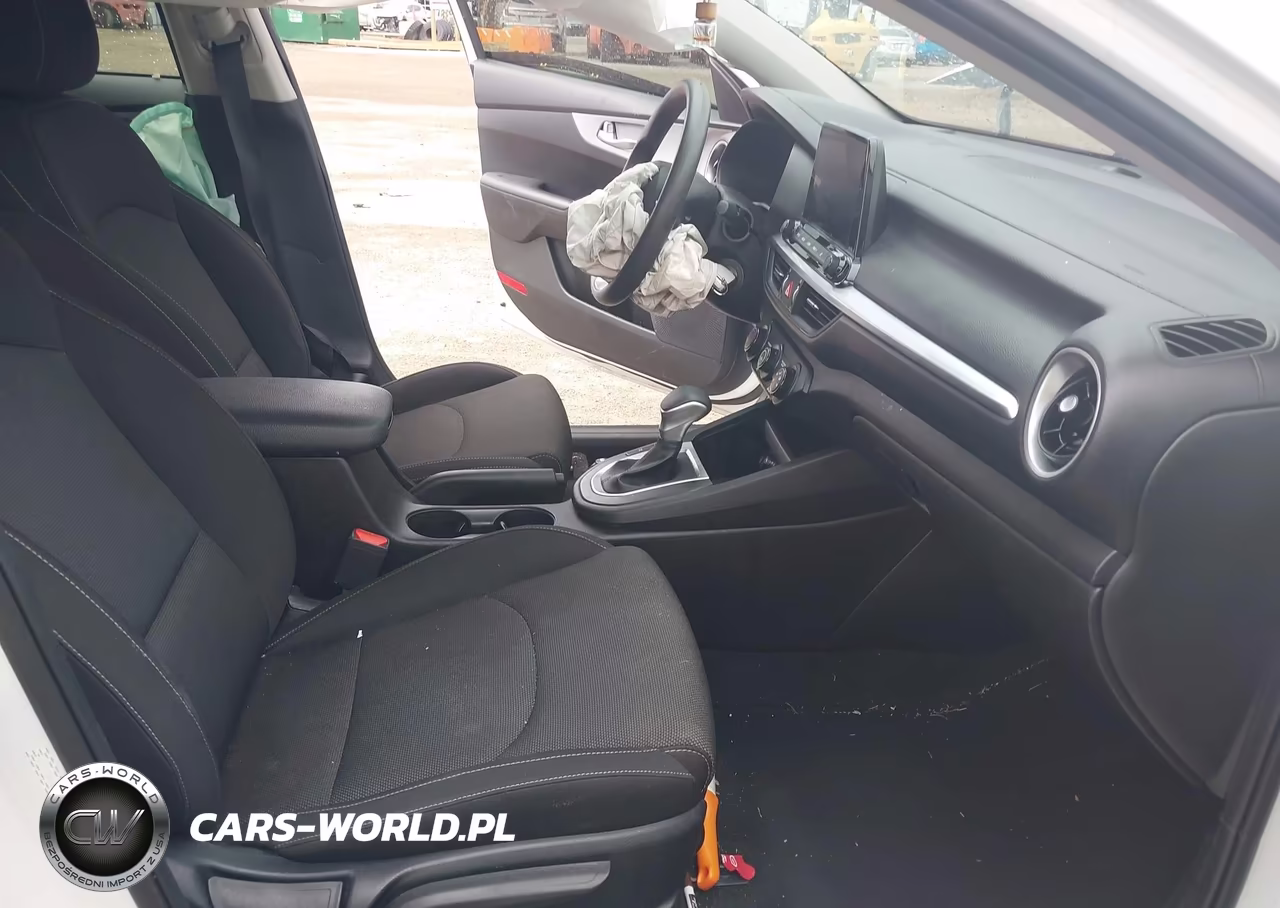 2023 Kia Forte Lx VIN:3KPF24AD6PE631107 - 5