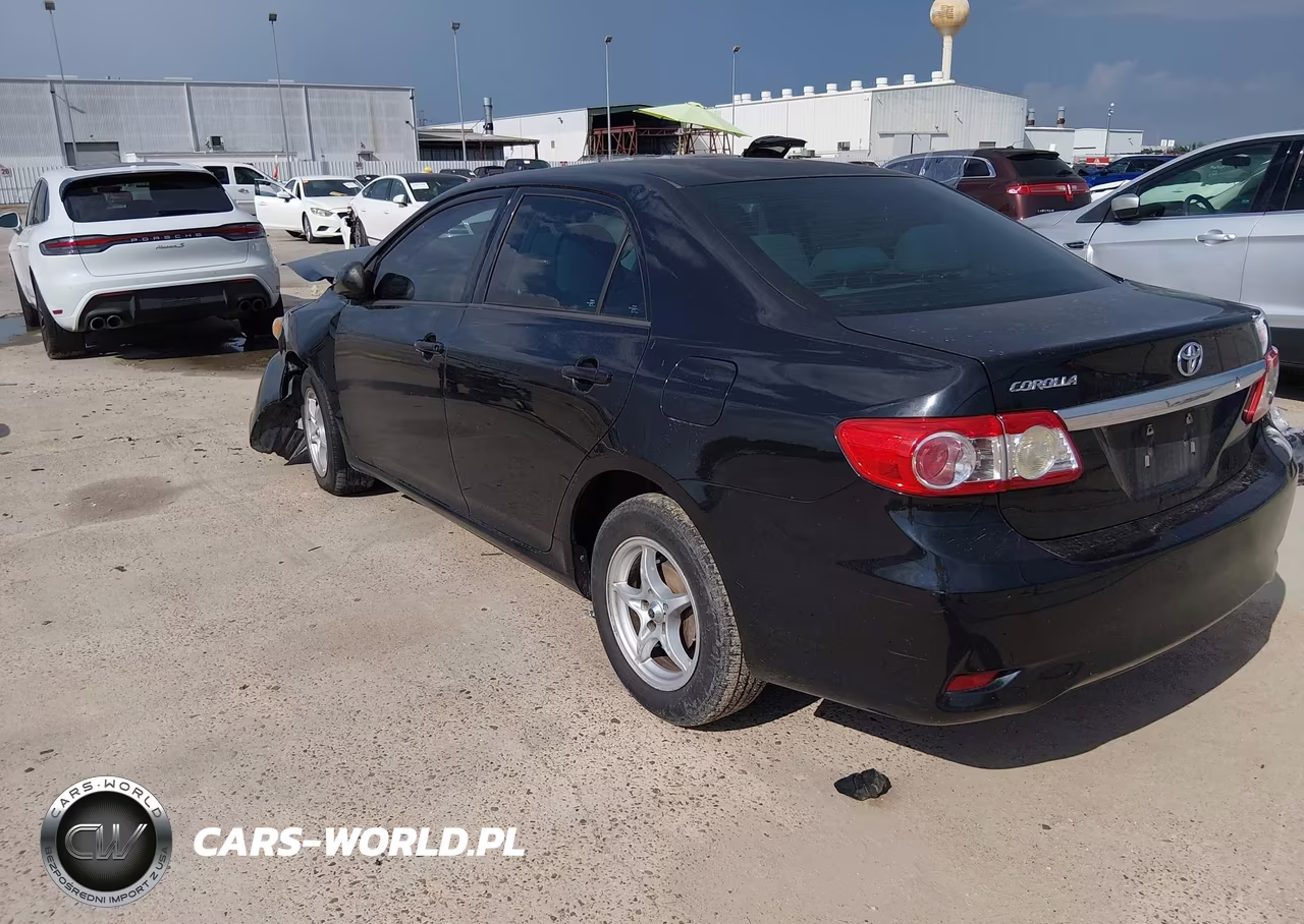 2013 Toyota Corolla L VIN:5YFBU4EE4DP174917 - 3