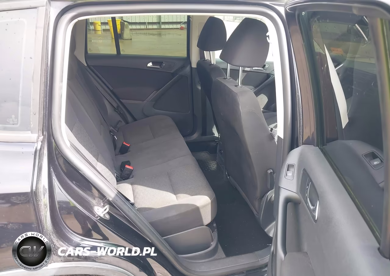 2013 Volkswagen Tiguan S VIN:WVGBV7AX9DW533137 - 8