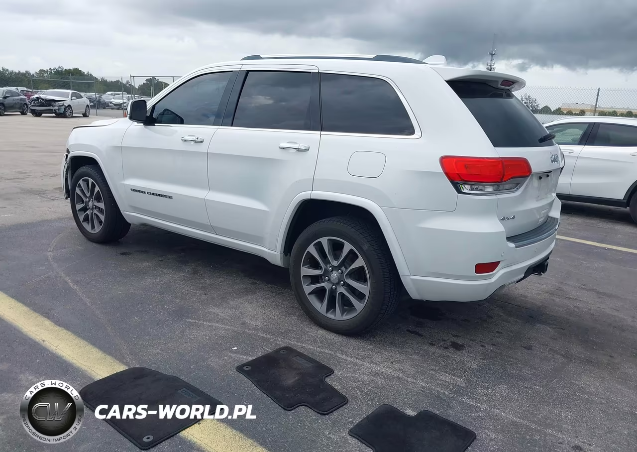 2017 Jeep Grand Cherokee Overland 4X4 VIN:1C4RJFCG0HC641739 - 3